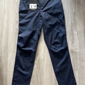 Arc’teryx

New With Tags

Size 31

Starke Pants

Navy Blue TUI